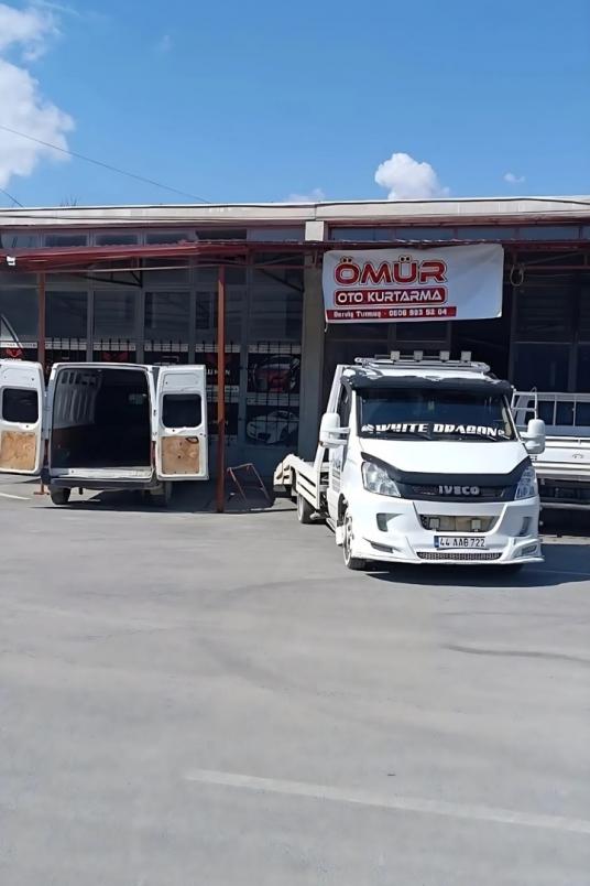 Profesyonel oto çekici ekibi